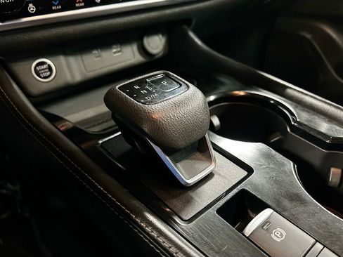 Used 2023 Nissan Rogue SL w/ SL Premium Package image 15