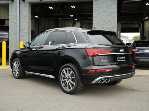 Used 2021 Audi SQ5 Premium Plus w/ Premium Plus Package image 12