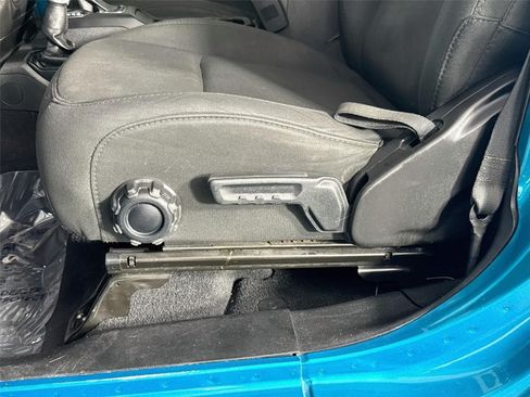 Used 2020 Jeep Wrangler Unlimited Sport S AWD/4WD image 19