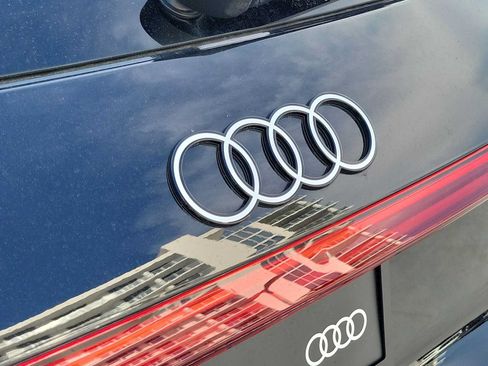 Certified 2025 Audi Q5 Premium Plus w/ Premium Plus AWD/4WD image 10