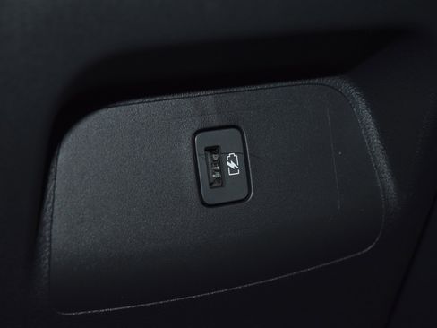 New 2025 Nissan Sentra SR w/ SR Premium Package image 17