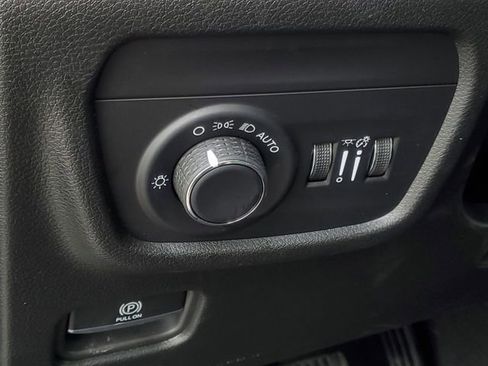 New 2026 Jeep Grand Cherokee Altitude AWD/4WD image 14