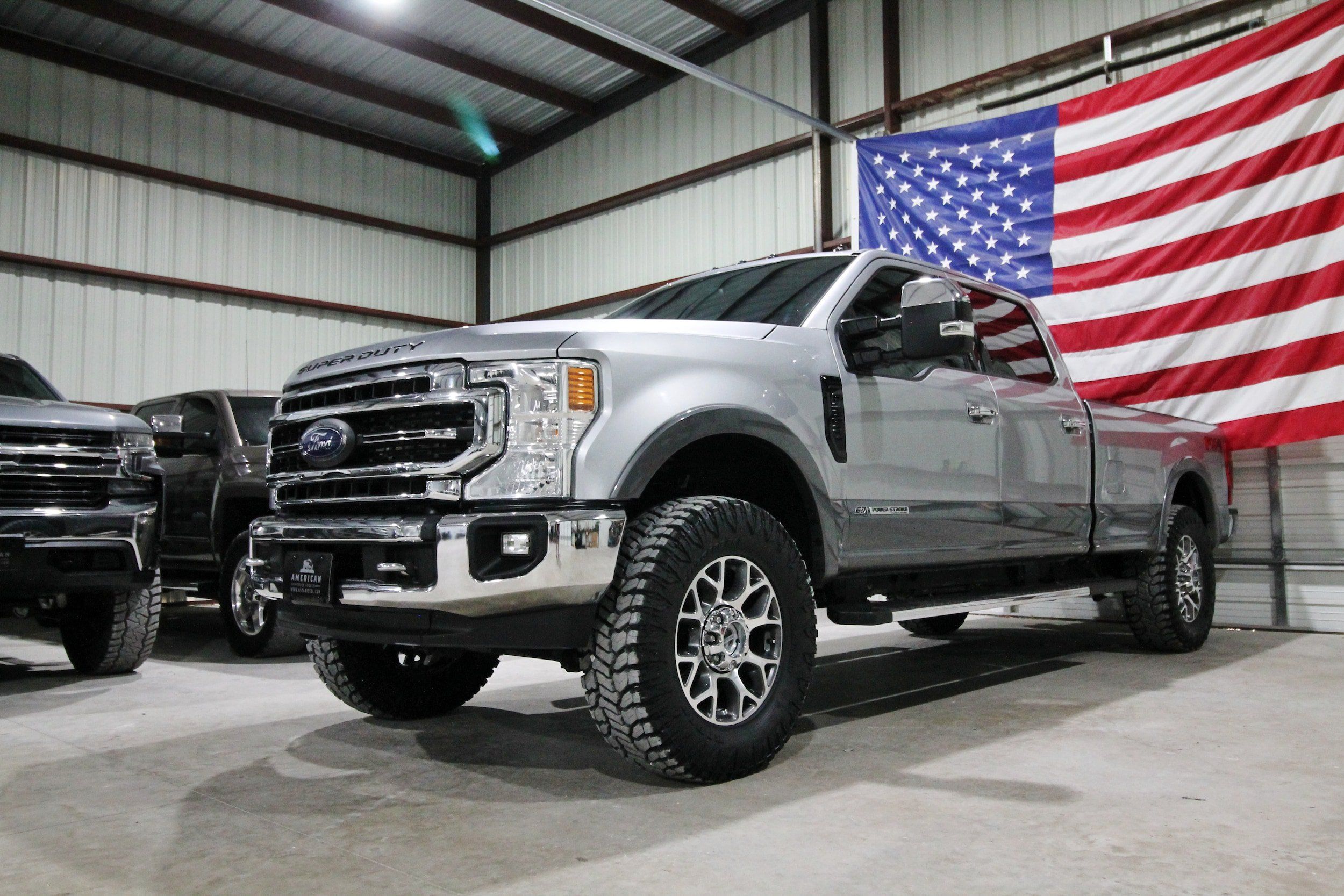 Used 2022 Ford F250 Lariat w/ Lariat Ultimate Package AWD/4WD image 3