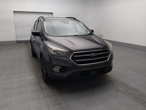 Used 2018 Ford Escape SE w/ SE Sport Appearance Package FWD image 14