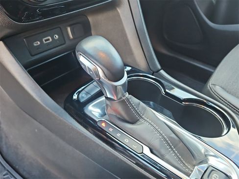 Used 2020 Buick Encore GX Preferred w/ Cold Weather Comfort Package image 36