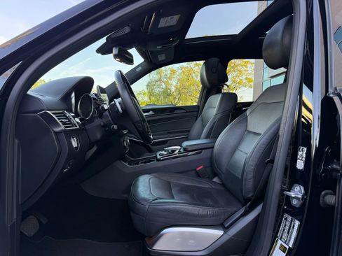 Used 2019 Mercedes-Benz GLS 550 4MATIC image 12