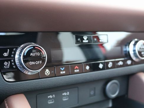 New 2025 Mitsubishi Outlander SEL image 10