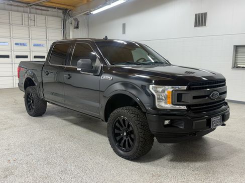 Used 2018 Ford F150 XLT w/ Equipment Group 302A Luxury image 6