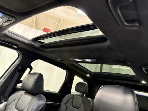 Certified 2024 Kia Telluride SX Prestige X-Line AWD/4WD image 24