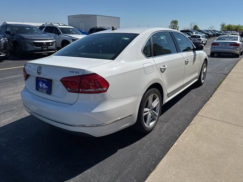 Used 2015 Volkswagen Passat 1.8T SE FWD image 13