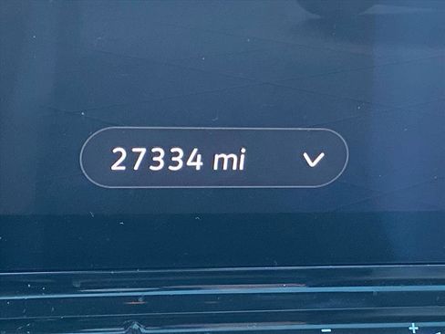 Certified 2022 Volkswagen ID.4 Pro S image 17