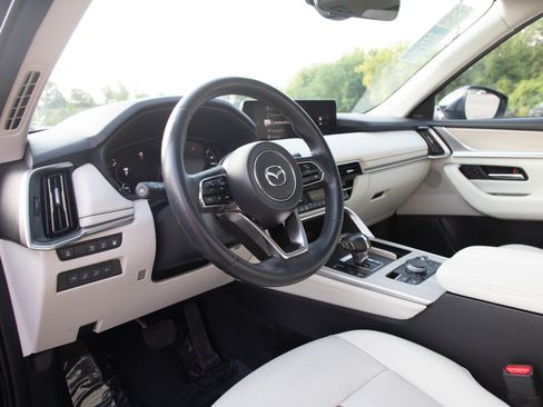 Certified 2024 MAZDA CX-90 Plug-In Hybrid w/ Premium Plus AWD/4WD image 27