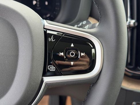 New 2026 Volvo XC60 B5 Plus w/ Protection Package Premier AWD/4WD image 14