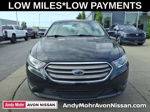 Used 2018 Ford Taurus SE FWD image 3