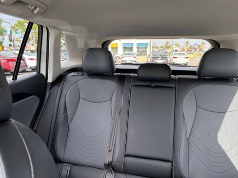 Used 2026 Volkswagen Tiguan SE AWD/4WD image 76