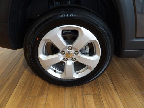 Used 2021 Jeep Compass Latitude w/ Convenience Group image 5