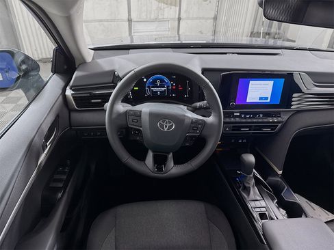New 2026 Toyota Camry LE image 12