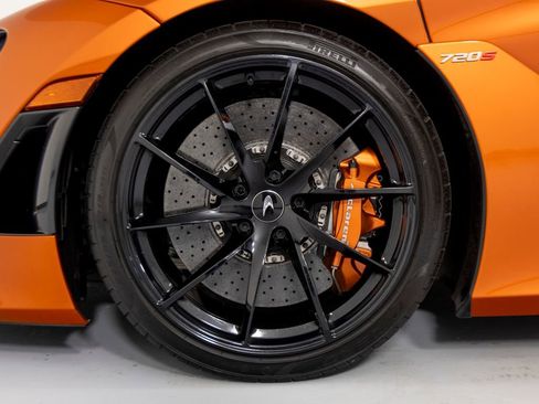 Used 2019 McLaren 720S RWD image 9