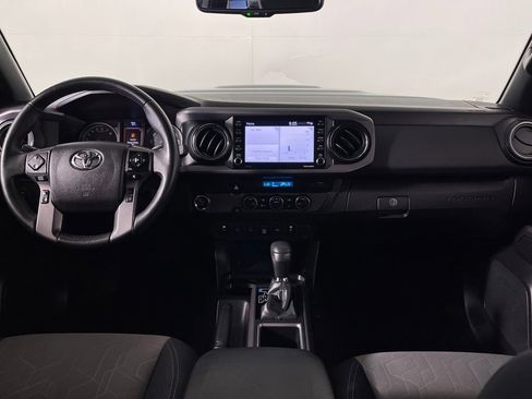 Used 2021 Toyota Tacoma TRD Sport w/ Technology Package image 14