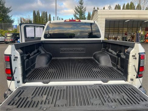 Used 2023 Nissan Frontier S w/ Tow Package image 24