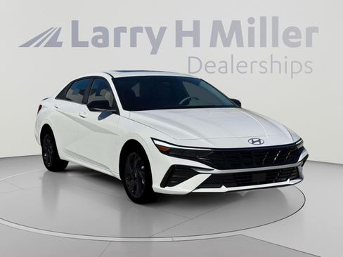New 2026 Hyundai Elantra SEL Sport Premium FWD image 11