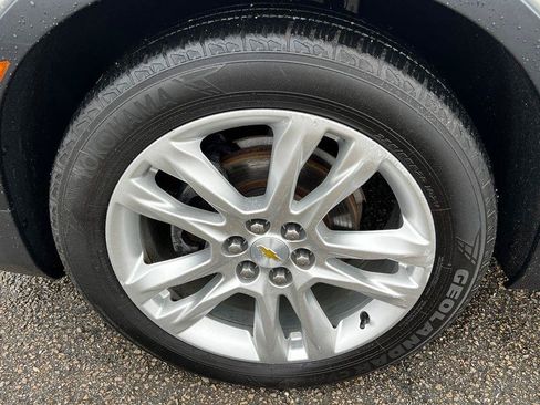 Used 2019 Chevrolet Blazer LT w/ Sun and Wheels Package FWD image 9