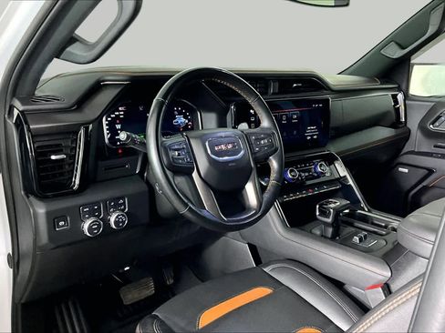 Certified 2024 GMC Sierra 1500 AT4 w/ AT4 Premium Package AWD/4WD image 17