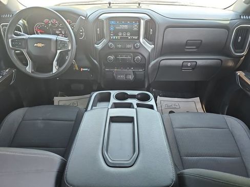 Used 2020 Chevrolet Silverado 1500 LT AWD/4WD image 11