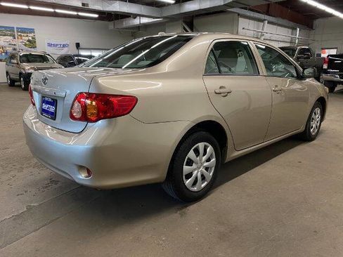 Used 2010 Toyota Corolla FWD image 5