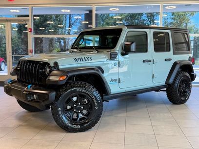 Used 2023 Jeep Wrangler Unlimited w/ Cold Weather Group