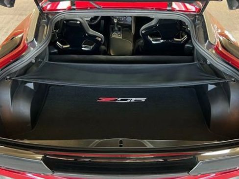 Used 2015 Chevrolet Corvette Z06 w/ 3LZ Preferred Equipment Group image 41