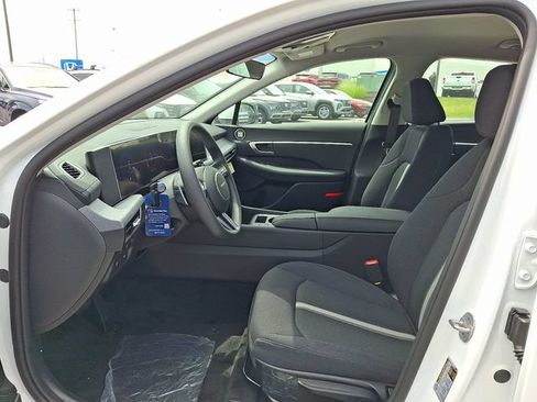 New 2026 Hyundai Sonata Blue FWD image 13
