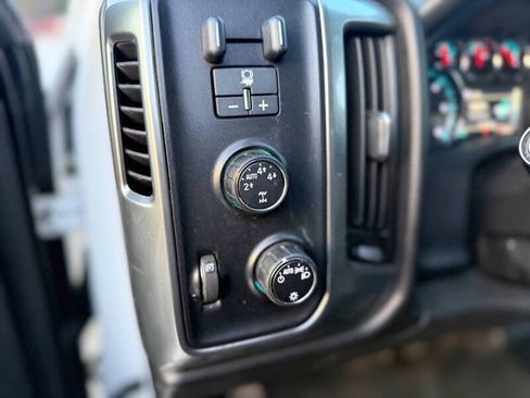 Used 2015 Chevrolet Silverado 1500 LT AWD/4WD image 14