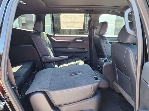 New 2026 GMC Acadia Elevation w/ Super Cruise Package FWD image 47