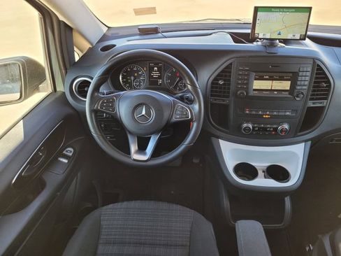 Used 2017 Mercedes-Benz Metris Passenger image 11