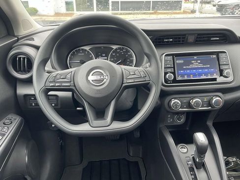 New 2025 Nissan Kicks Play S image 12