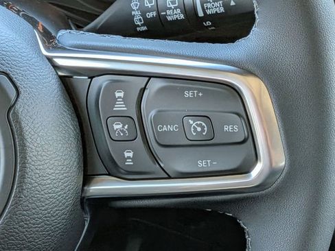 New 2026 Jeep Wrangler Sahara AWD/4WD image 20