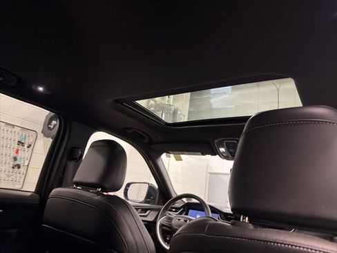 Used 2023 Jeep Grand Cherokee Altitude image 26