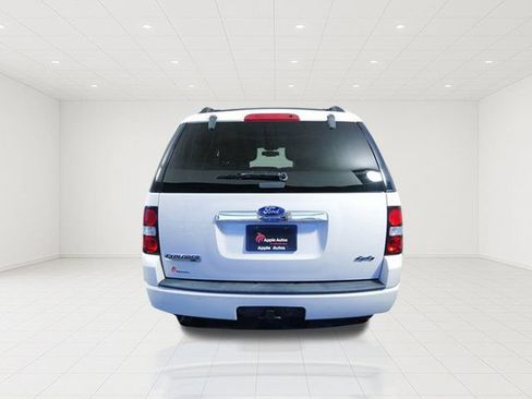Used 2010 Ford Explorer XLT AWD/4WD image 6