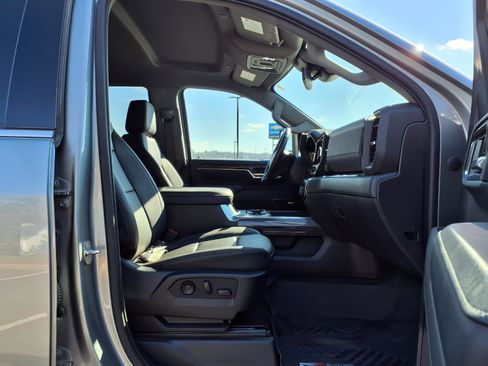 Used 2024 Chevrolet Silverado 3500 LTZ w/ LTZ Plus Package image 27