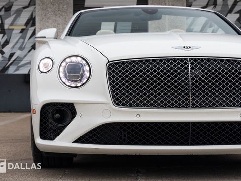 Used 2020 Bentley Continental GT First Edition image 4