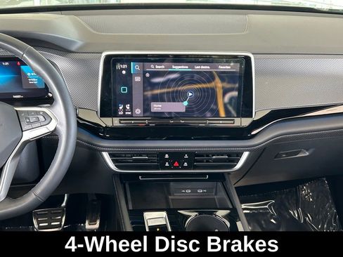 Used 2024 Volkswagen Atlas Cross Sport SEL Premium R-Line image 11