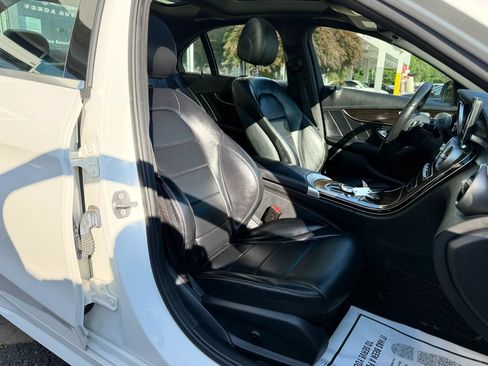 Used 2017 Mercedes-Benz C 300 4MATIC Sedan image 39