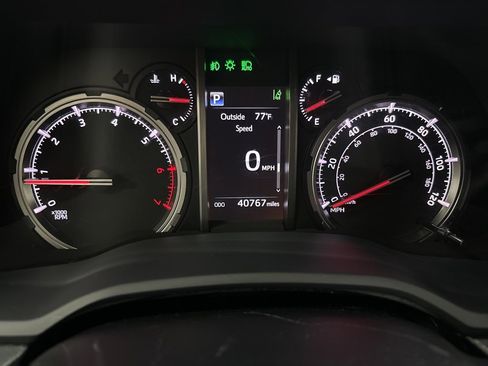 Used 2022 Toyota 4Runner TRD Off-Road Premium image 13