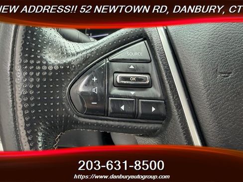Used 2017 Nissan Maxima 3.5 SV w/ Interior Lighting Package FWD image 17