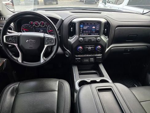 Used 2020 Chevrolet Silverado 1500 LT Trail Boss AWD/4WD image 16