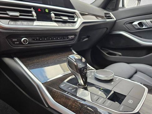 Used 2019 BMW 330i xDrive Sedan AWD/4WD image 28