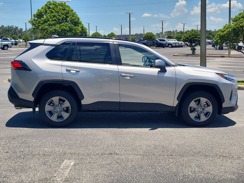 Certified 2025 Toyota RAV4 XLE FWD image 8
