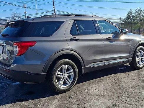 Certified 2023 Ford Explorer XLT image 8