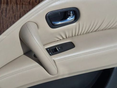 Used 2019 Nissan Armada SL w/ Premium Package image 32